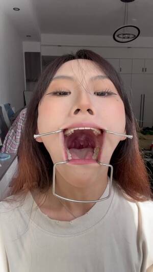asian open mouth pov - Pretty girl open mouth - ThisVid.com