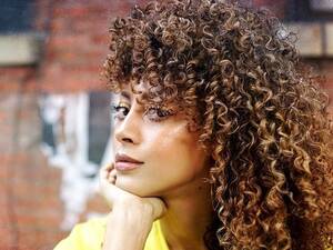 Danielle Watkins Porn - The Best Instagram Accounts for Curly Haircut Inspiration | Glamour