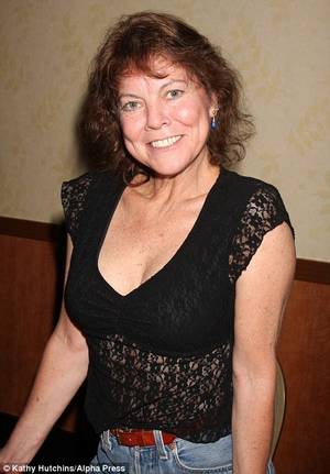 Erin Moran Happy Days Porn - Long gone are those Happy Days! Actress Erin Moran downgrades her  California home for a rundown trailer park