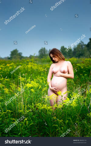 7 months pregnant nude - Young Woman 7 Months Pregnant Nude Stockfoto 88403119 | Shutterstock
