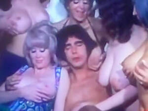 big tits retro group sex - American Vintage Breast Orgy from the 70s - TubePornClassic.com