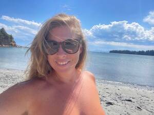 friends on the beach nude - I Raised My Kids On A Nude Beach â€” And I'd Do It Again In A Heartbeat |  HuffPost HuffPost Personal