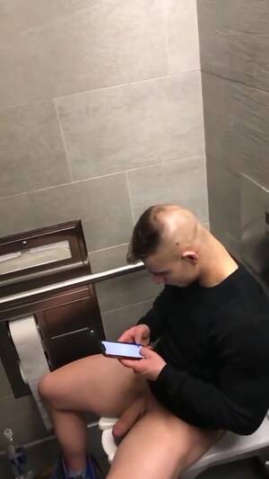monster cock bathroom - Big cock in bathroom stall - ThisVid.com