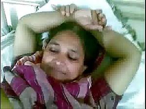 Indian Granny Maid Porn - Mature indian maid showing her choot for licking to lover mms