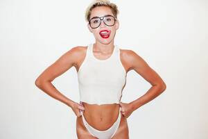 Miley Cyrus Porn Cum - Miley Cyrus Pays Another Visit to Terry Richardson's Studio | Hypebeast