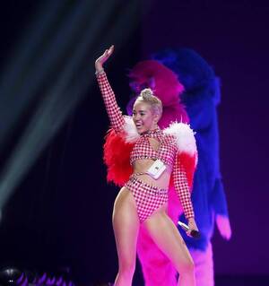 Blowjob First Her Miley Cyrus - A close encounter with Miley Cyrus - NZ Herald