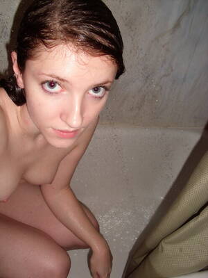 cute amateur teen girlfriend - Cute Teen Naked Selfies - Nude Amateur Pics - Cute Teen Girlfriend  Selfies002 Porn Pic - EPORNER