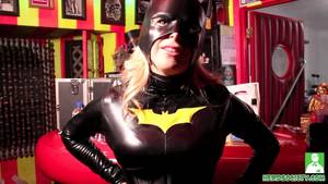 Batgirl Porn Movie - Dark Knight XXX: Porn Parody Behind The Scenes With Sexy Batgirl Penny Pax  - YouTube