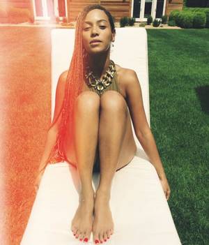 Beyonce Feet Porn - Beyonce's Red Pedicure
