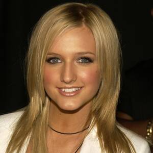 Ashlee Simpson Tits - Ashlee Simpson's Transformation and Plastic Surgery Speculation
