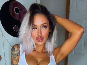 Irish Girl Porn - Irish mother-of-two becomes one of world's top OnlyFans models: 'The stigma  in Ireland is horrific' | Newstalk