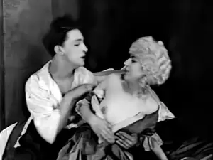 1950s Granny Porn - Granny Doctor & Teenage Nurse Fuck Male Patient: 1940s Old & Young Sex