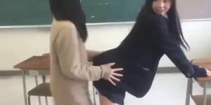 japanese humping - Japanese girls dry humping with background music - Tnaflix.com