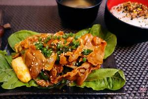 naked asian food - Buta Kimchi (Japanese pork with kimchi) - Bear Naked Food
