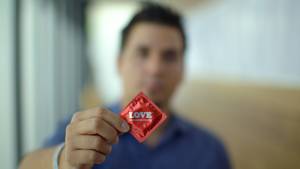 California Porn - How California tried -- and failed -- to regulate the porn industry â€“ VICE  News