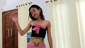 Filipina 18 Sexy - FILIPINA TEEN (18+) PORN @ VIP Wank