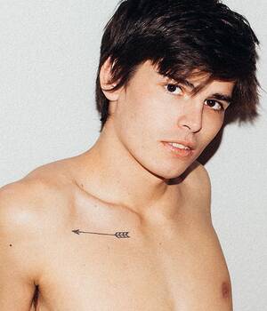 Famous Gay Twink Porn Stars - Helix Studio Gay Models - Gay Porn Stars & Young Twinks