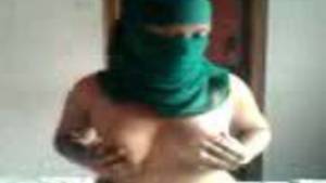 Masked Porn - Masked Bengali woman free porn cam masturbation