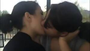 amateur lesbian girls kissing - Amateur Lesbian Kiss Compilation - EPORNER