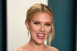 Big Ass Porn Scarlett Johansson - Scarlett Johansson Didn't Have Sex In An Elevator