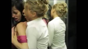 Lesbian Elevator Porn - Two lesbian sex in elevator - XVIDEOS.COM