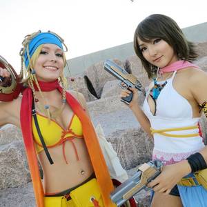Final Fantasy X Lesbian Porn - Final Fantasy Cosplay - Yuna et Rikku cosplay par AurumCosplay