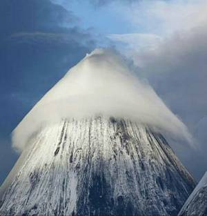 Lenticular Porn - Cloud cap Â· Lenticular CloudsVolcanoPornWeatherCapWord ...
