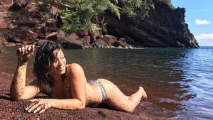 Actress Gina Rodriguez - Gina Rodriguez's Bikini Photos: Her Hottest Photos in a Swimsuit