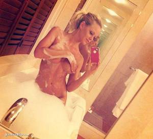 imgur naked girls on webcam - Blonde Teen Selfie During Bath