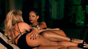 Happy Lesbian Porn - Honestly, nothing would make me happier than Rihanna and Shakira having a  hot and heavy lesbian relationship. In fact, I'd also be pretty happy about  ...