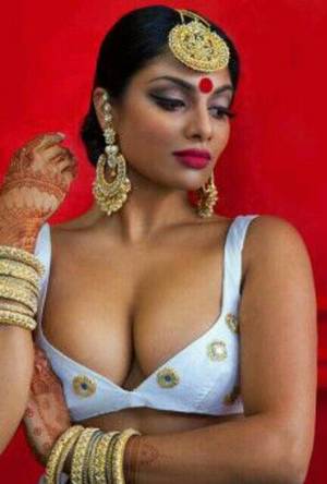Middle East Beauties Porn - Indian Beauty, Middle East, Porn, Bollywood, Beautiful Women, Indian, Good  Looking Women, Fine Women