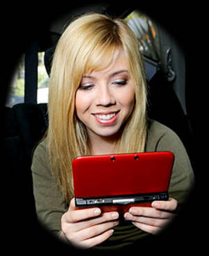 Celebrity Porn Jennette Mccurdy Ass - Jennette McCurdy's racy 8-bit selfie reveals more game than skin | 8-Bit  Central