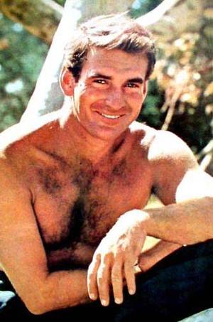 australian vintage celeb nude - A great hunky Australian actor.