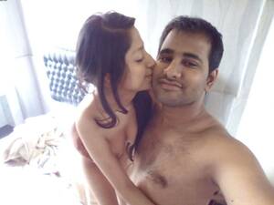 india honeymoon couple nude - Newly Wed Indian Couple Honeymoon Photos | Indian Nude Girls