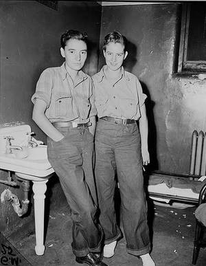 40s Lesbian Art - 28 Heartwarming Vintage Photos Of Gay And Lesbian Couples