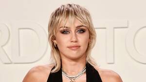 bikini shemale miley cyrus - Miley Cyrus on Body Image Insecurities After Her 2013 VMA Performance