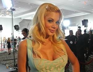 Asa Akira Skin Diamond Porn - Skin Diamond, Asa Akira and Riley Steele on Preparing for Life After Porn