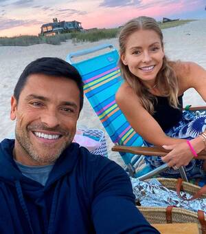 kelly ripa anal sex - Kelly Ripa Tells All: From Marriage and Sex to Botox and Regis Philbin