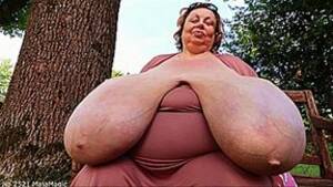 nasty fat breast - Fat Mature - MatureTube.com
