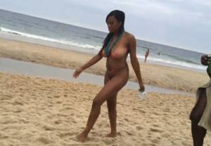 ebony girl dick flash - Busty ebony girl nude beach walk HOT VIDEO