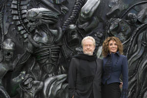 Alien Cut Dick - Sir Ridley Scott Thinks Alien Should Be On