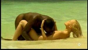 interracial blonde beach - Young blonde white girl with black lover on the beach - Interracial - -  XVIDEOS.COM