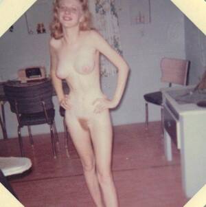 Family Polaroid Porn - Nude Family Polaroids - Mega Porn Pics