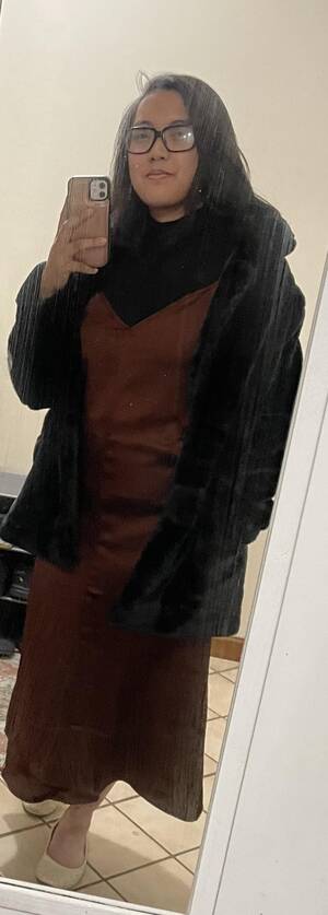 College Porn Glasses 1975 - John Lennon moment of don't let me down: fuzzy similarity : r/femalefashion