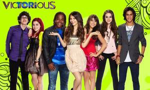 Jade Victoria Justice Lesbian Porn - My First Queer: Victorious - The Fandomentals