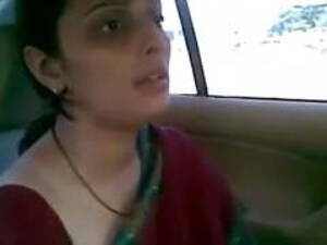 Gujju Aunty Porn - Desi Aunty - Gujju Indian mom fuck in car - Tamil Actars Sex Video - Indian  Xxx Hd Movies