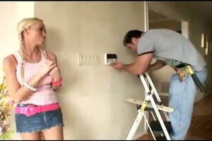 electrician - Madison Scott gives herself to the electrician | Any Porn