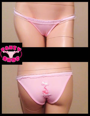 lacy pink panties upskirt - ðŸ”Žzoom