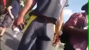 african big black dick bulges - Huge black bulge in lycra - XVIDEOS.COM