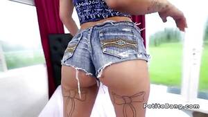 giant cock latina booty - Petite big booty Latina fucking big cock - Pornburst.xxx